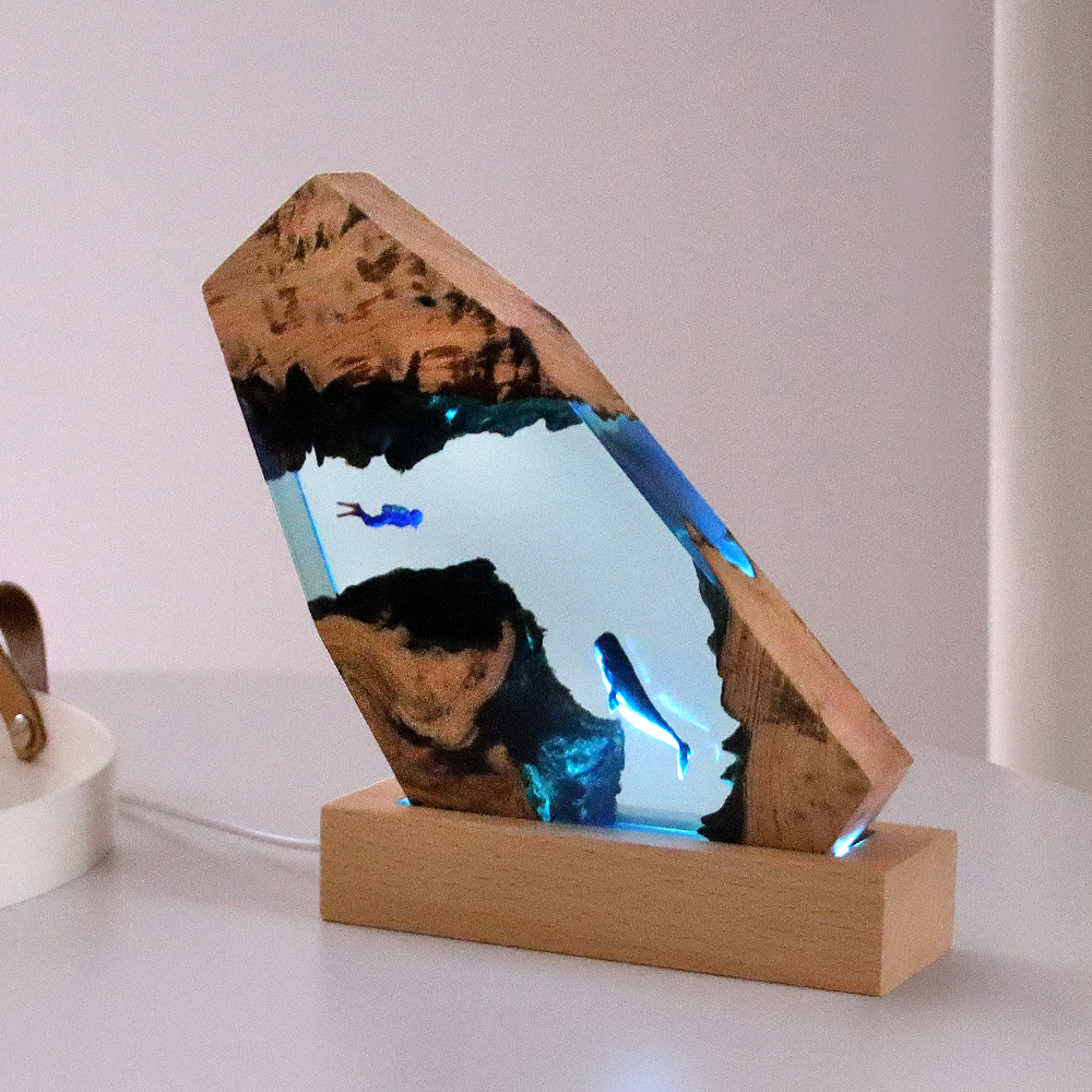 Resin Art And Wood - New Underwater Cave Whale Diver Home